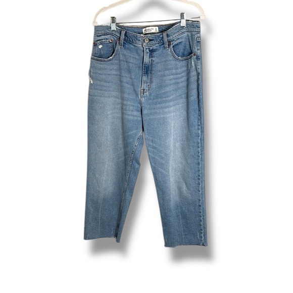 Abercrombie & Fitch Denim - Abercrombie & Fitch The Ankle Straight Ultra High Rise 32/14 Short Raw Hem